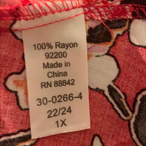 2 for $20 Woman Within red floral button down - Picture 4 of 4